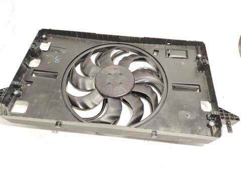 Foto 3ª: Electroventilador MG MG 4 EH32) EV AUT. [TZ180XS0951] (2024)