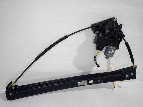 Foto 2ª: Elevalunas Manual Trasero Derecho Volkswagen Touran ADVANCE BMT 110CV [CRKB] (2015)