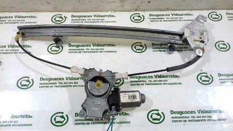 Foto 2ª: Elevalunas Eléctrico Delantero Derecho Nissan Almera 2.2 DCI DIESEL CAT 112CV 82KW [YD22] (2004)