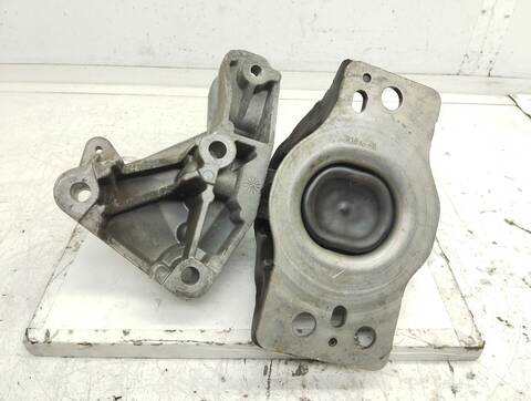 Foto 2ª: Soporte Motor Nissan Primera ACENTA BERLINA 120CV 88KW [F9Q] (2001)