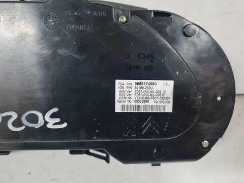 Foto 2ª: Cuadro de Instrumentos Peugeot 5008 1.6 HDI FAP CAT 9HZ - DV6TED4) 109CV 80KW [9HZ (DV6TED4)] (1950)