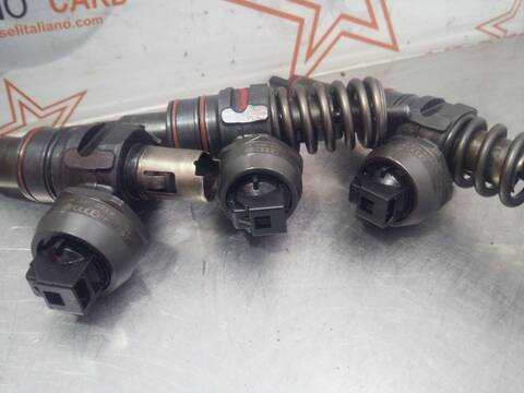 Foto 4ª: Inyectores Seat Leon 1.9 TDI 105CV 77KW (2005)