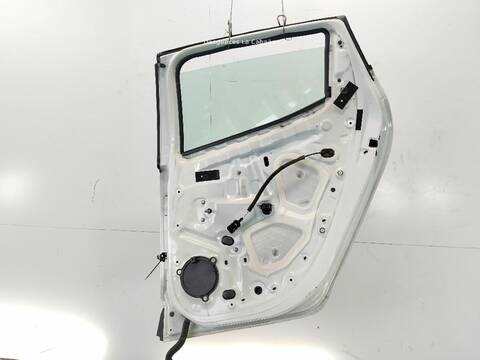 Foto 3ª: Puerta Trasera Derecha Renault Clio 1.5 DCI 75 75CV [K9K 608] (2012)