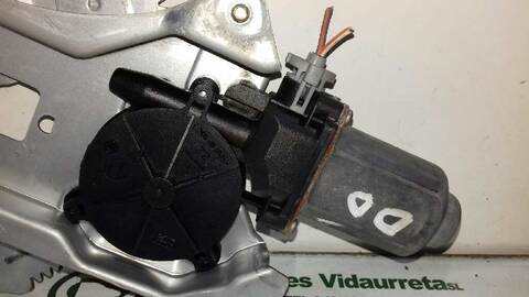 Foto 2ª: Elevalunas Eléctrico Delantero Derecho Renault Kangoo 1.5 DCI DIESEL 65CV 48KW [K9K 704] (2004)