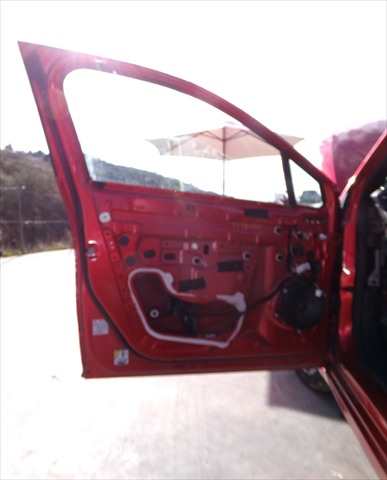 Foto 2ª: Puerta Delantera Izquierda Renault Clio 1.0 G 2023-2026 [H4DF4] (2024)