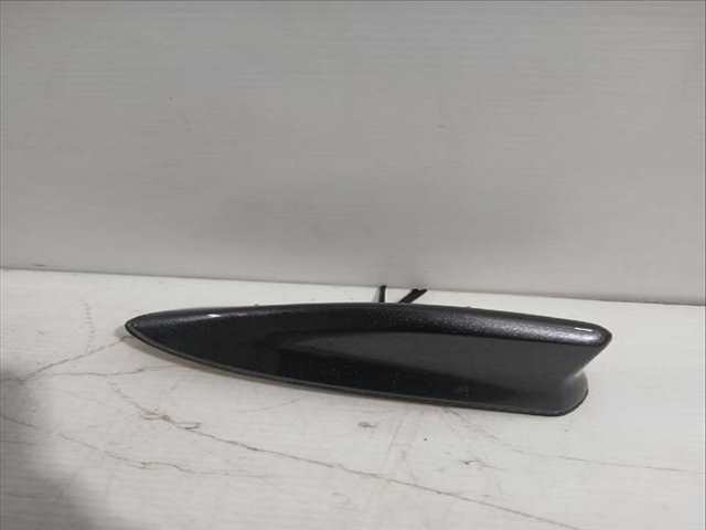 Foto 2ª: Antena Toyota Yaris 1.5 HYBRID MXPH11) 92CV [M15A-FXE] (2020)