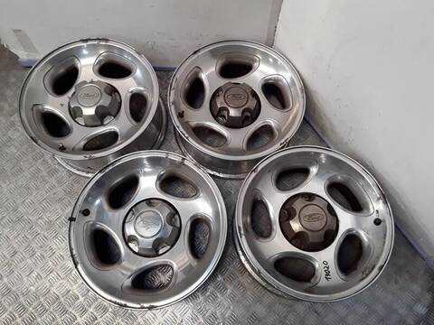 Juego LLantas Ford Explorer 4.9 4WD 213CV 157KW