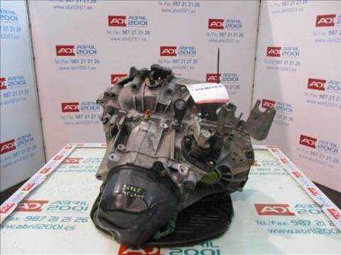 Foto 3ª: Caja Cambios Renault Megane 1.5 DCI BM0F CM0F) 82CV 60KW II BM0/1_ CM0/1_) [D/ K9K D 7] (2003)