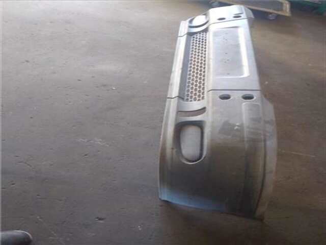 Foto 2ª: Paragolpes Delantero Ford Transit 2.0 FT 280 2.0 [2.0 LTR. - 74 KW TDE CAT] FURGON CORTO (FY)(2000 _)