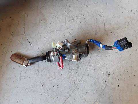 Foto 2ª: Motor de Arranque Hyundai i30 COMFORT 1.4 CAT 109CV (2011)