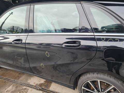 Puerta Trasera Izquierda Mercedes Clase B 150 B 180 CDI BE 246.200) 109CV 80KW