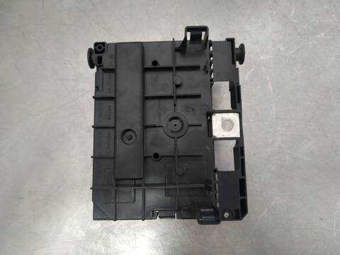 Foto 2ª: Caja Reles Fusibles Peugeot 407 140CV 103KW