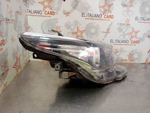 Foto 2ª: Faro Derecho Toyota Auris ADVANCE 112CV 82KW [N47C16A] (2015)