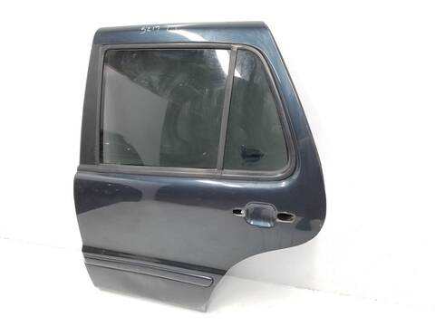 Foto 2ª: Puerta Trasera Izquierda Mercedes Clase ML 270 2.7 CDI 20V CAT 163CV 120KW AUT. 163.113) W163) OM612 [612963] (1999)