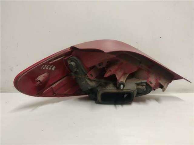 Foto 2ª: Piloto Trasero Derecho Peugeot 207 1.4 16V VTI (95 CV) [8FS]