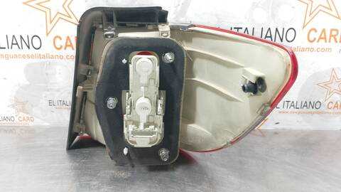 Foto 3ª: Piloto Trasero Izquierdo Mercedes Clase B 150 200 CDI 245.208) 140CV 103KW [640941] (2007)