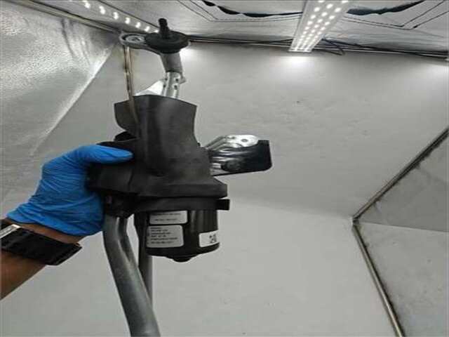 Foto 3ª: Motor Limpia Delantero Fiat Ducato 2.2 140 L2 PRITSCHE RS 3450 MM [2.2 LTR. - 103 KW TURBODIESEL MULTIJET]