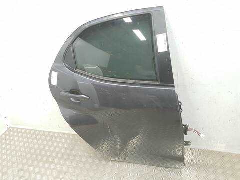 Foto 3ª: Puerta Trasera Derecha Toyota Yaris HYBRID STYLE