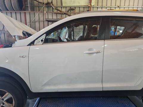 Puerta Delantera Izquierda Kia Sportage 1.6 GDI 135CV 99KW