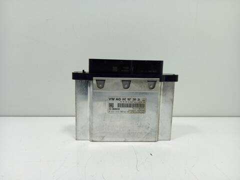 Centralita Motor ECU Volkswagen Golf CZC BERLINA