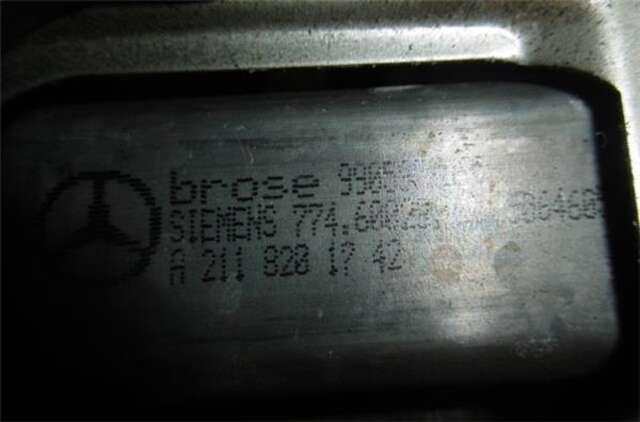 Foto 3ª: Elevalunas Eléctrico Delantero Derecho Mercedes Clase C 160 1.8 180 COMPRESSOR (203.046) [1.8 LTR. - 105 KW CAT] [M 271.946]