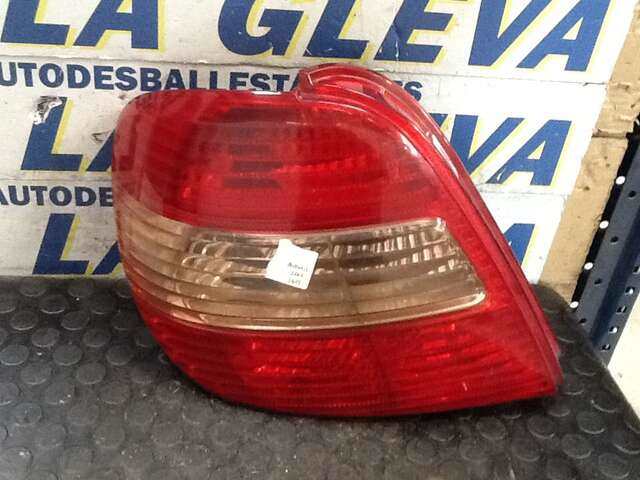 Piloto Trasero Izquierdo Toyota Avensis 2.0 D4D