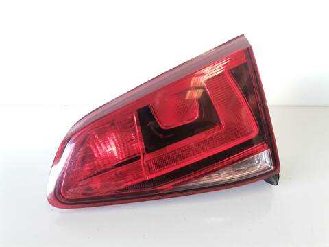 Piloto Trasero Derecho Volkswagen Golf ADVANCE BLUEMOTION TECH. 105CV