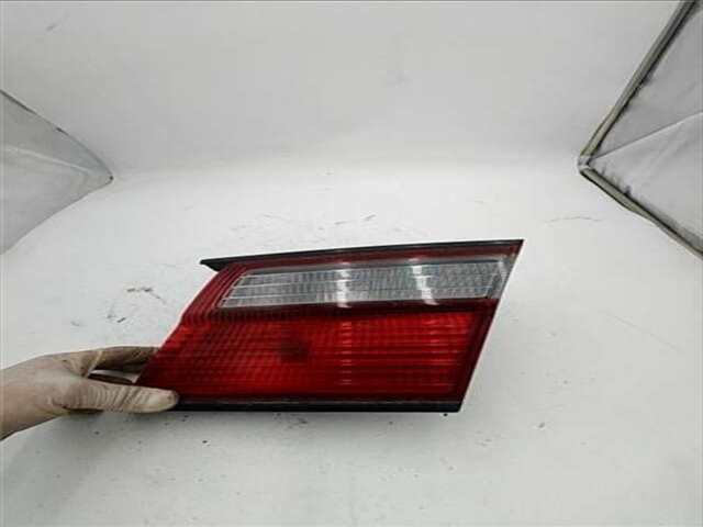 Foto 3ª: Piloto Portón Derecho Nissan Almera 1.6 SLX [1.6 LTR. - 73 KW 16V CAT] [GA16]