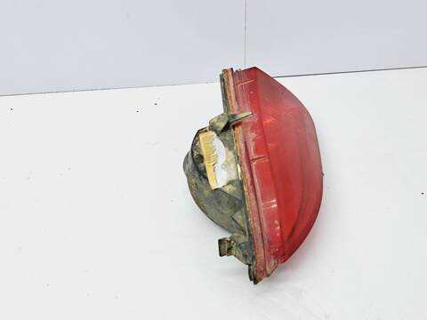 Foto 2ª: Faro Antiniebla Trasero Derecho Opel Corsa 1.2 16V CAT Z 12 XEP - LB4) 80CV 59KW [Z12XEP] (2005)