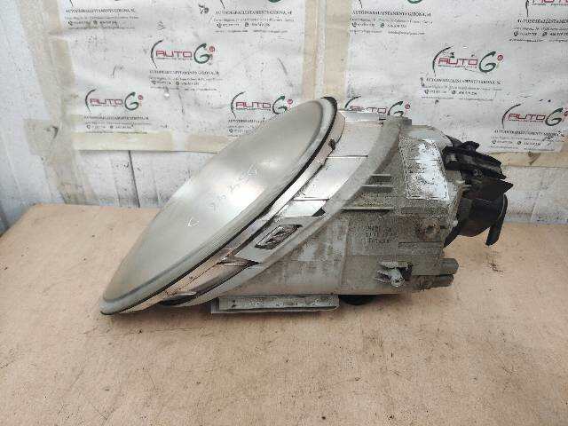 Foto 2ª: Faro Derecho Volkswagen New Beetle 1.6 G [BFS] (2004)