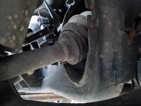 Foto 2ª: Transmision Trasera Izquierda Land Rover Range V6 TD HSE 245CV 180KW [306DT] (2011)