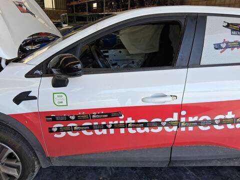Puerta Delantera Izquierda Renault Captur 1.0 TCE 90 ECO-G HFM6) 91CV 67KW