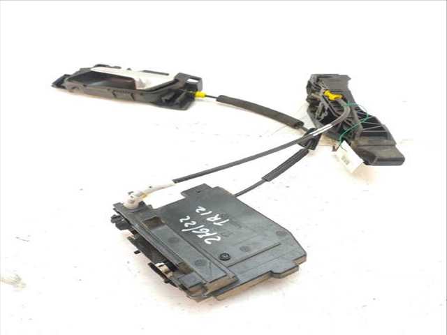 Foto 3ª: Cerradura Puerta Trasera Izquierda Peugeot 308 2.0 BLUEHDI 150 150CV (2013)
