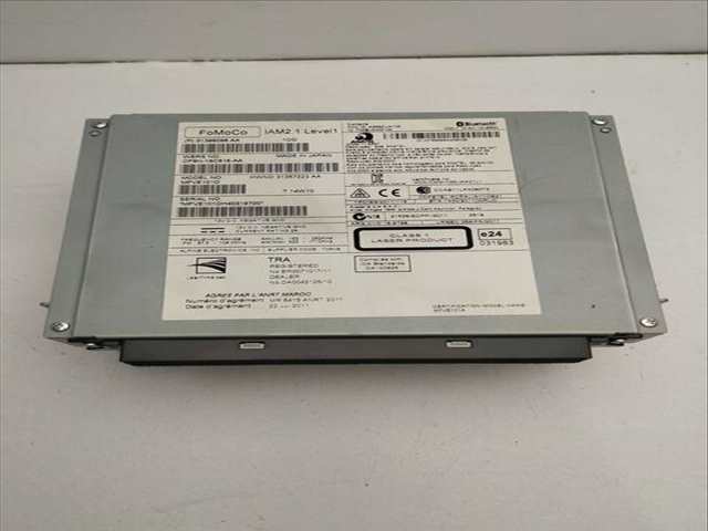 Foto 2ª: Sistema Audio Radio CD Volvo V40 KINETIC 120CV 88KW [D4162T] (2014)