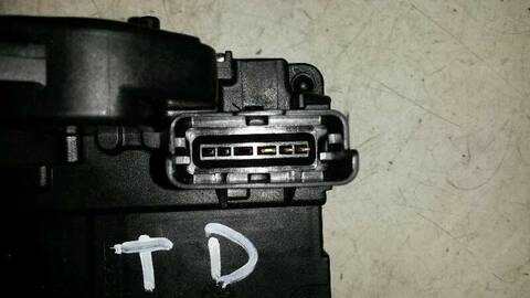 Foto 3ª: Cerradura Puerta Trasera Derecha Renault Koleos PRIVILEGE 150CV 110KW [M9R833] (2010)