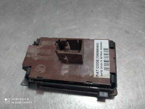 Foto 3ª: Mando Luces Citroen Jumper 30 L1H1 LIVE HDI 130 130CV 96KW [4H03] (2015)