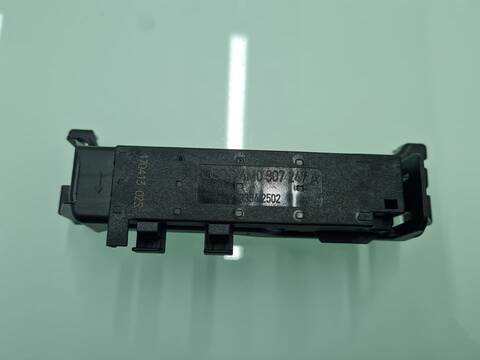 Foto 2ª: Centralita Motor ECU Audi A4 BASICO AVANT 150CV 110KW [DEUA] (2017)