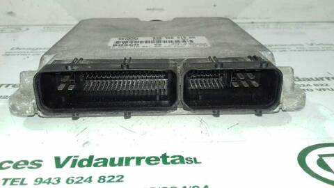 Foto 2ª: Centralita Motor ECU Volkswagen Golf 1.9 TDI BERLINA 116CV 85KW [AJM] (2000)