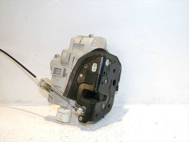 Cerradura Puerta Delantera Derecha Seat Exeo 2.0 TDI RANCHERA 2009-2013