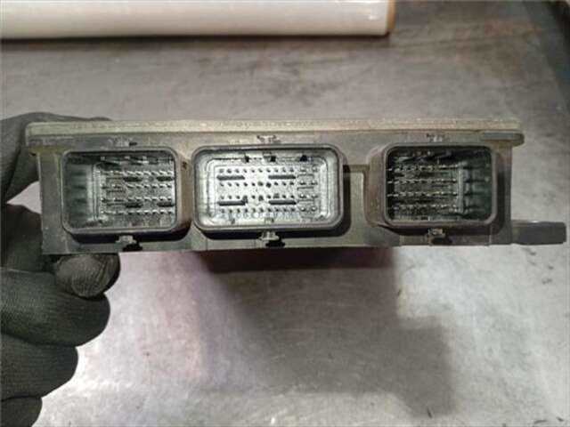 Foto 3ª: Centralita Motor ECU Renault Megane 1.5 AUTHENTIQUE CONFORT [1.5 LTR. - 74 KW DCI DIESEL] II BERLINA 3P (10.2002-_)
