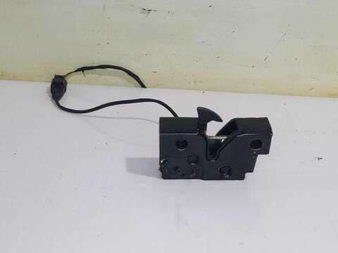 Cerradura Capot Volkswagen Polo ADVANCE BLUEMOTION 90CV