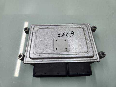 Foto 2ª: Centralita Motor ECU Ssangyong Tivoli LINE 4X2 128CV 94KW [173910] (2018)