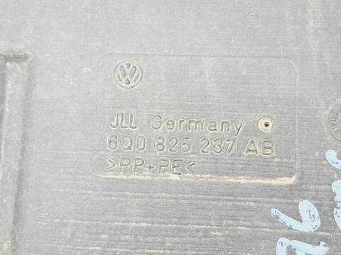 Foto 2ª: Cubrecarter Volkswagen Polo ADVANCE 70CV 51KW [BNM] (2008)