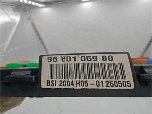 Foto 3ª: Centralita Confort BSI Peugeot 307 1.6 D-SIGN [1.6 LTR. - 80 KW 16V CAT (NFU - TU5JP4)] [9HY]