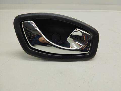 Maneta Interior Trasera Derecha Renault Clio 90CV 66KW