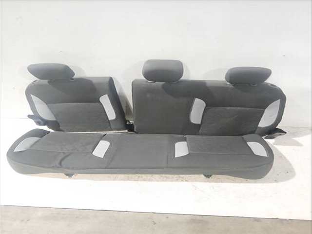 Foto 2ª: Asientos Traseros Dacia Sandero 1.5 DCI 90CV 66KW [K9K 612,K9K 626] (2013)