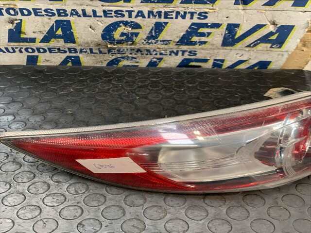 Foto 3ª: Piloto Trasero Izquierdo Mazda 3 1.6 DI 109CV/80KW 0CV [Y6] (2009)