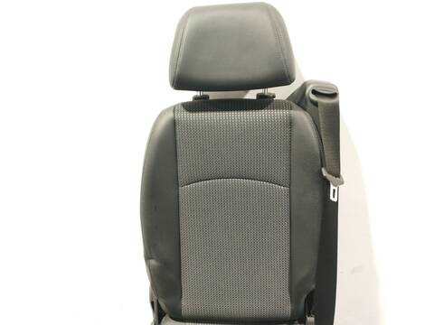 Foto 2ª: Asientos Tercera Fila Mercedes Viano CDI 2.2 4-MATIC 639.811 639.813 639.815 639.711 ... 163CV 120KW [651940]