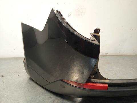 Foto 2ª: Paragolpes Trasero Land Rover Discovery 2.0 TD4 CAT 150CV 110KW [204DTD] (2017)