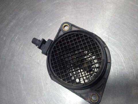 Foto 3ª: Caudalimetro Hyundai i30 105CV 77KW